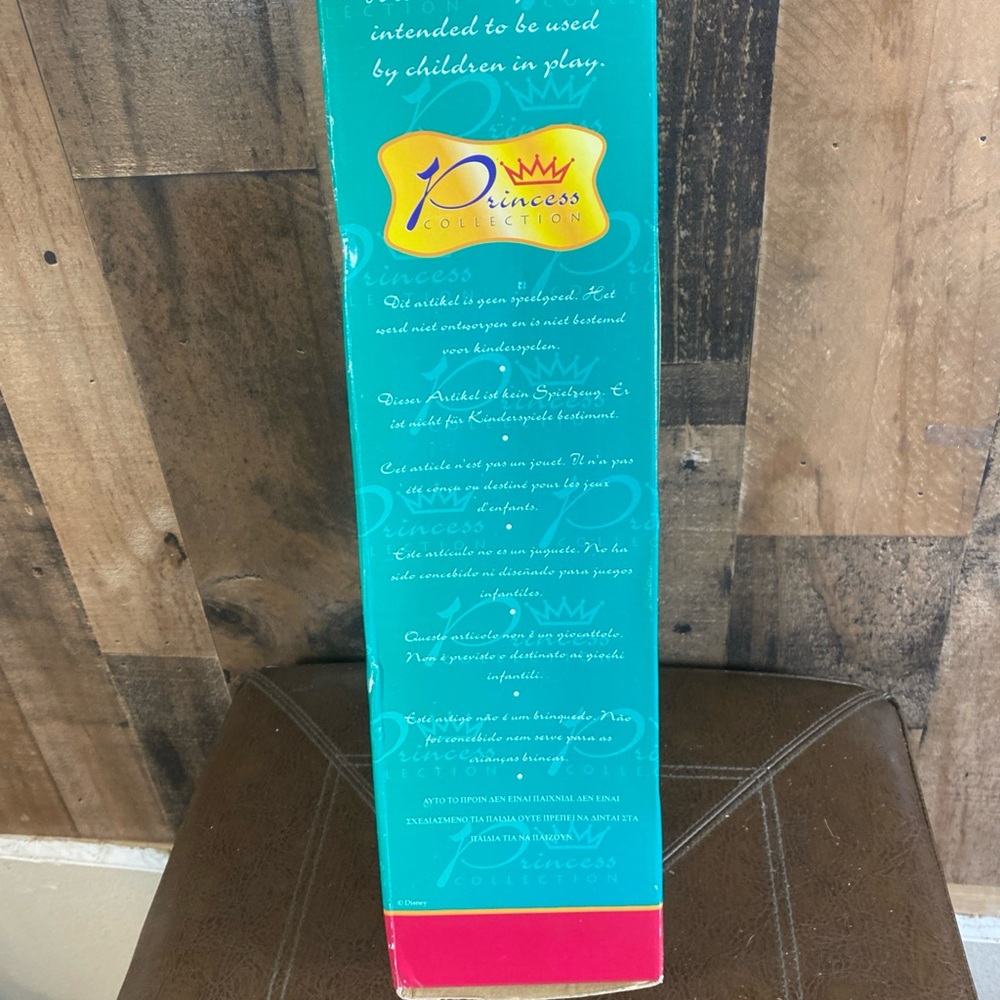 Disney Princess Belle Porcelain 16" vintage doll Limited Edition 1998 Sealed Box - Picture 6 of 13